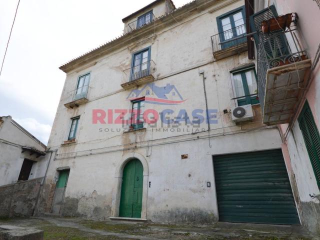 Appartamento in vendita di 200 m² in Via degli Alberghi, 15