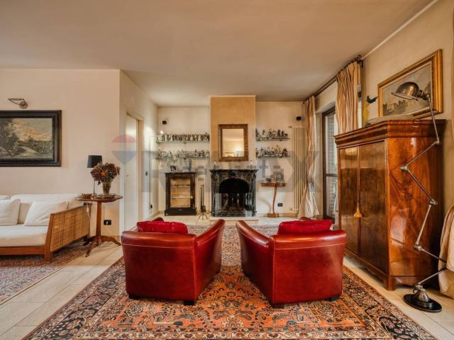 Appartamento in vendita di 200 m² in Via dei Mille, 4