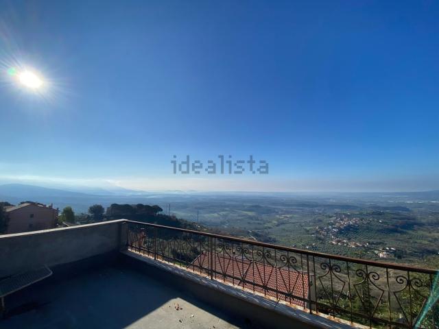 Appartamento in vendita di 200 m² in Via dei Villini, 24