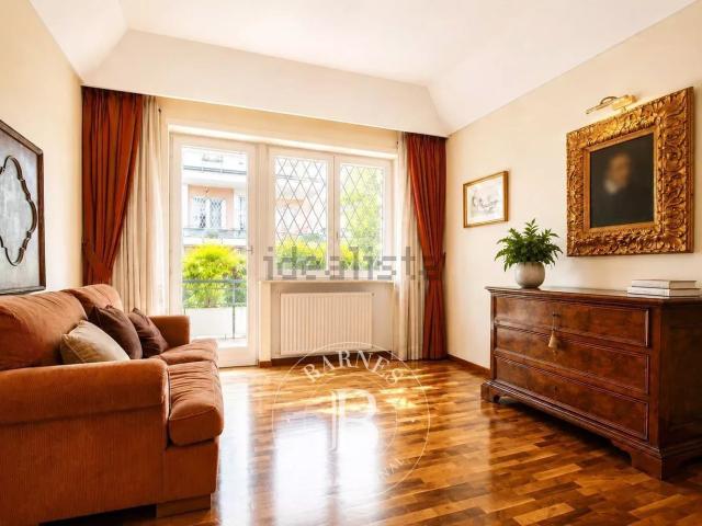 Appartamento in vendita di 200 m² in Via della Maratona