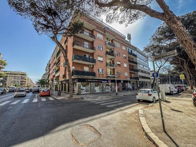 Appartamento in vendita di 200 m² in Via delle Baleniere