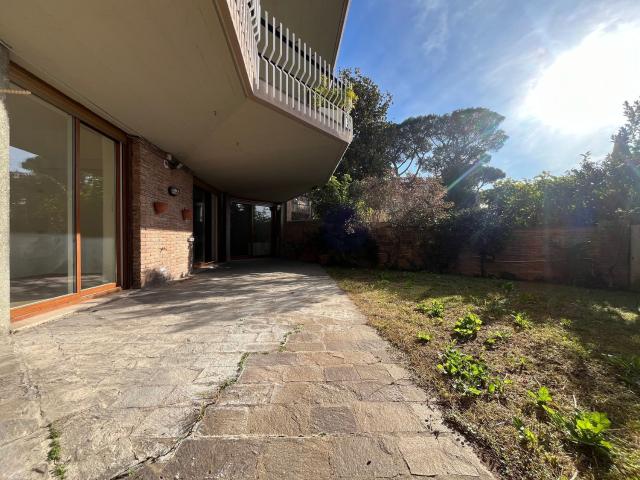 Appartamento in vendita di 200 m² in Via di Villa Betania, 31