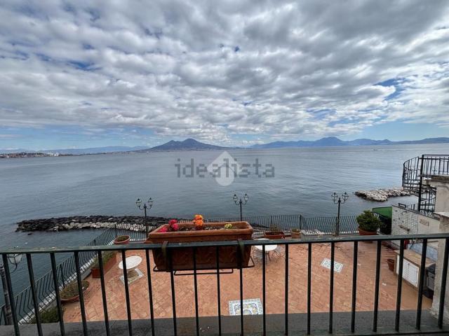 Appartamento in vendita di 200 m² in Via Ferdinando Russo, 34