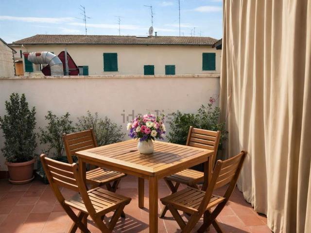 Appartamento in vendita di 200 m² in Via Filippo Turati