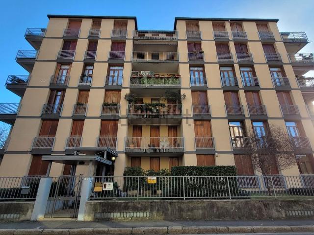 Appartamento in vendita di 200 m² in Via Francesco Domenico Guerrazzi, 12
