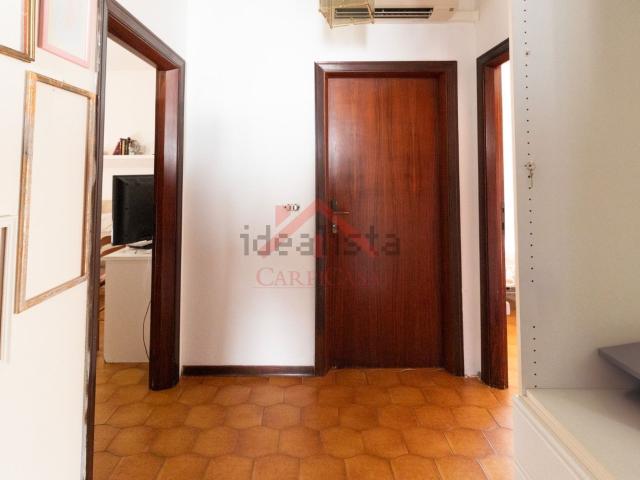 Appartamento in vendita di 200 m² in Via Orazio Flacco, 1