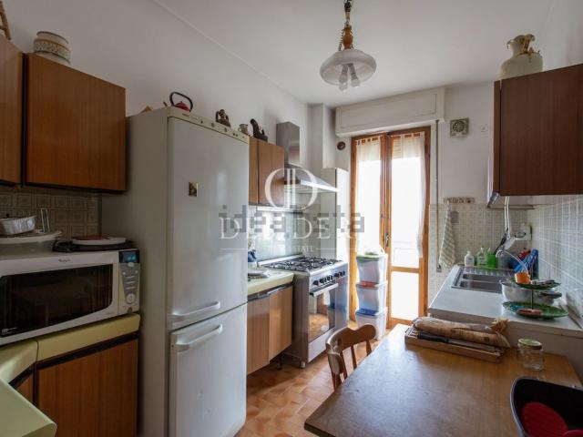 Appartamento in vendita di 200 m² in Via Lago di Varano