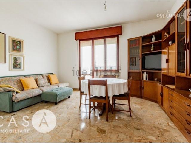Appartamento in vendita di 200 m² in Via Lamone, 445