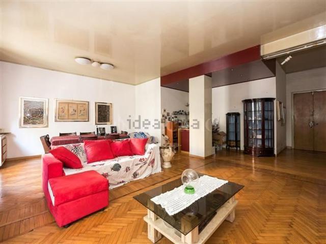 Appartamento in vendita di 200 m² in Via Livorno