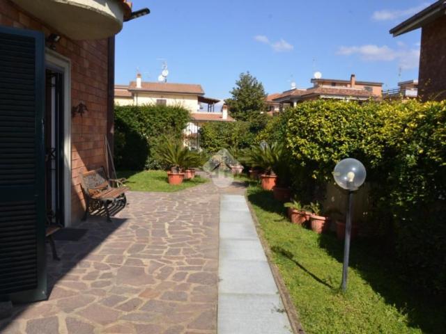 Appartamento in vendita di 200 m² in Via Lucania, 23