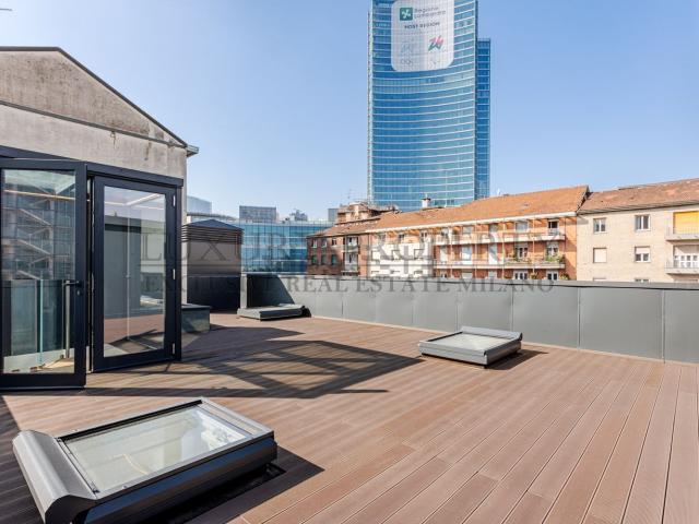 Appartamento in vendita di 200 m² in Via Luigi Galvani