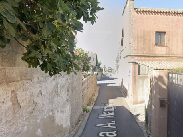 Appartamento in vendita di 200 m² in Via Marmilla