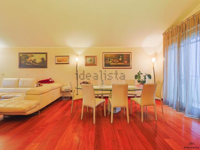 Appartamento in vendita di 200 m² in Via N. Machiavelli, 54