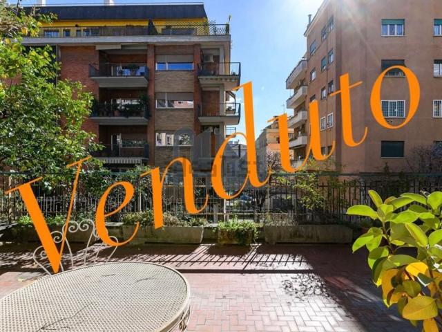 Appartamento in vendita di 200 m² in Via San Tommaso d&apos Aquino, 17