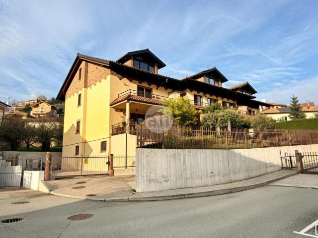 Appartamento in vendita di 200 m² in Via Sandro Pertini, 28