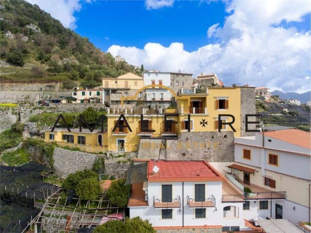 Appartamento in vendita di 200 m² in Via Sant&apos Eustachio