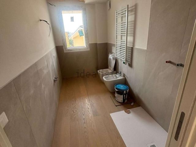 Appartamento in vendita di 200 m² in Via Santa Bona Vecchia