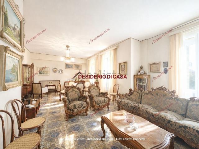 Appartamento in vendita di 200 m² in Via Segesta, 118