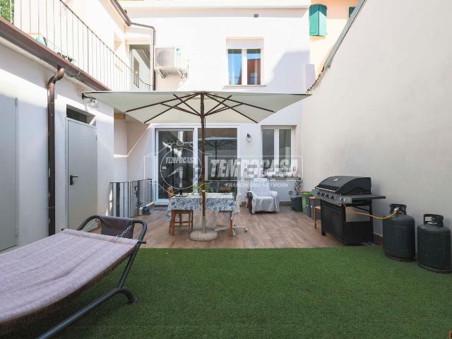 Appartamento in vendita di 200 m² in Via Selice