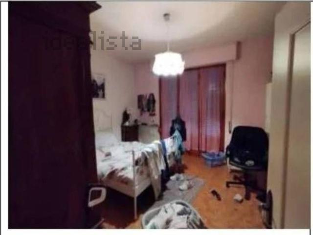 Appartamento in vendita di 200 m² in Via Siena, 3