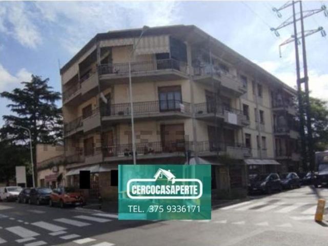 Appartamento in vendita di 200 m² in Via Siena, 3