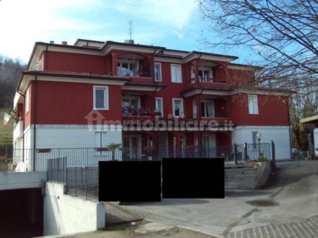 Appartamento in vendita di 200 m² in Via Statale Ovest, 193
