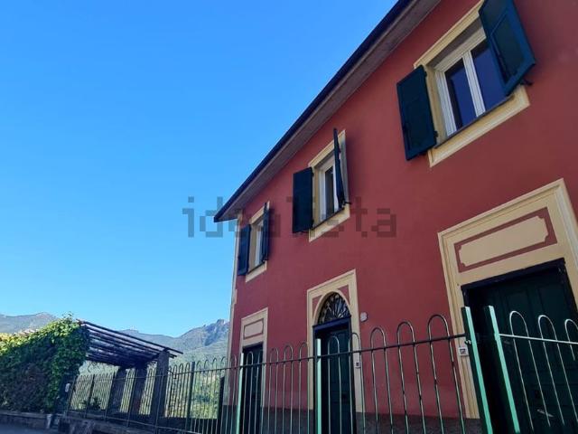 Appartamento in vendita di 200 m² in Via podestà, 68