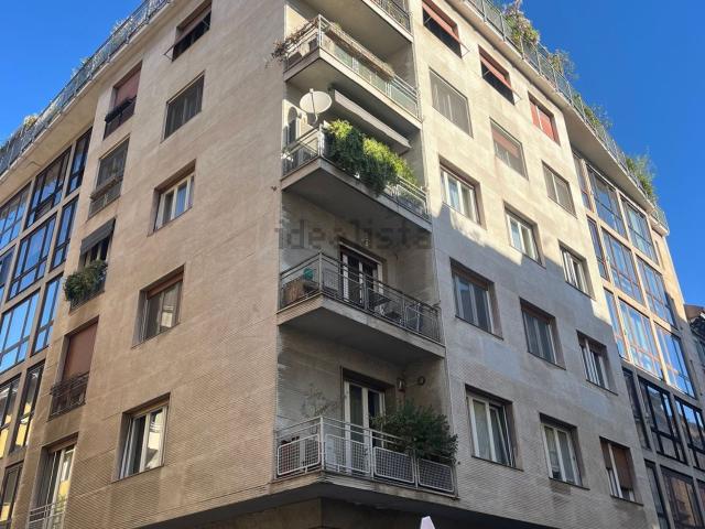Appartamento in vendita di 200 m² in Via Panfilo Castaldi, 23