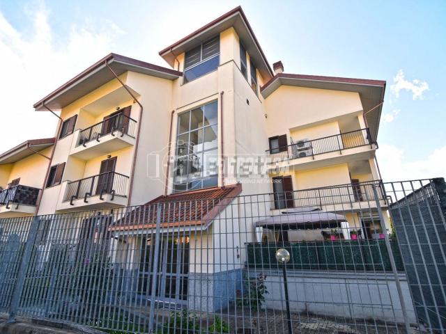Appartamento in vendita di 200 m² in Via Paolo Borsellino, 2