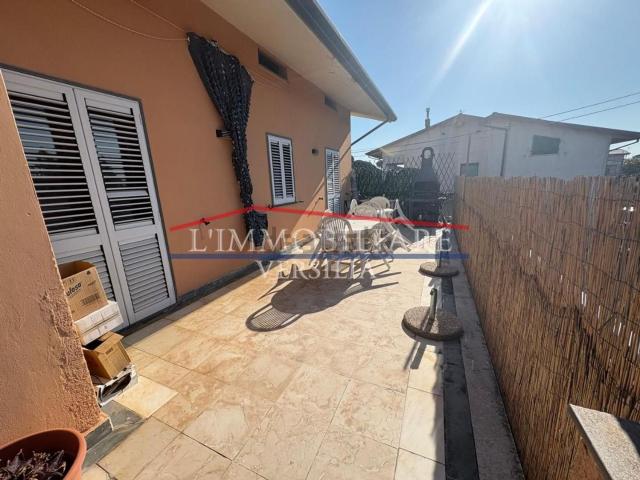 Appartamento in vendita di 200 m² in Via Pardini, 54038