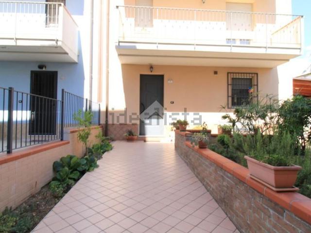Appartamento in vendita di 200 m² in Via Piero della Francesca, 8