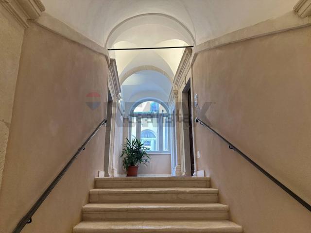 Appartamento in vendita di 200 m² in Via Pretatti, 37