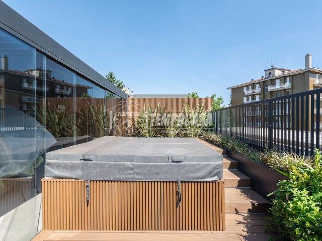 Appartamento in vendita di 200 m² in Via Privata Raimondo Montecuccoli