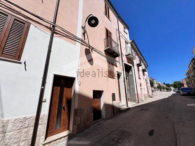 Appartamento in vendita di 200 m² in Via Roma