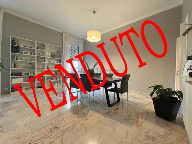 Appartamento in vendita di 200 m² in Via Roma