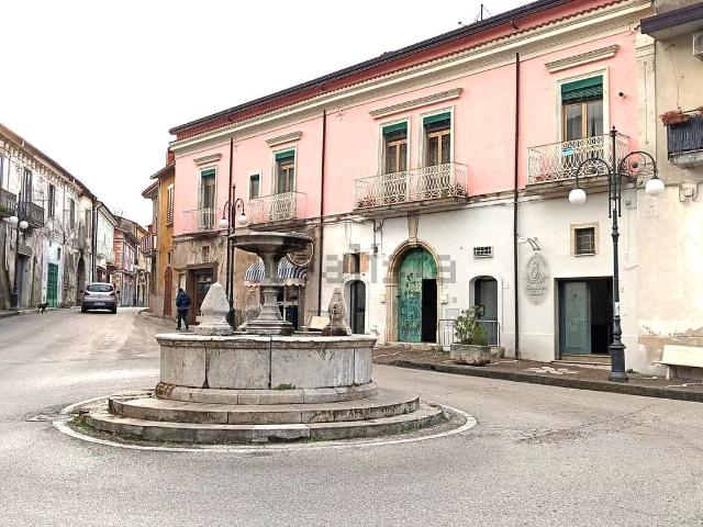 Appartamento in vendita di 200 m² in Via Roma, 97