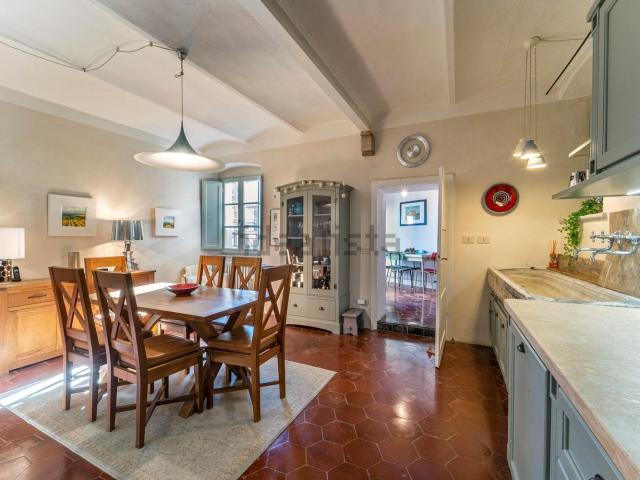 Appartamento in vendita di 200 m² in Via Roma, 15
