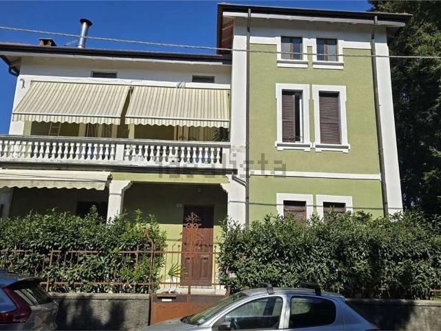 Appartamento in vendita di 200 m² in Via Roma, 20