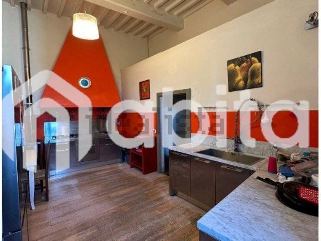 Appartamento in vendita di 200 m² in Via Roma