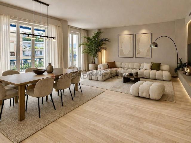 Appartamento in vendita di 200 m² in Via Romanino Gerolamo, 12