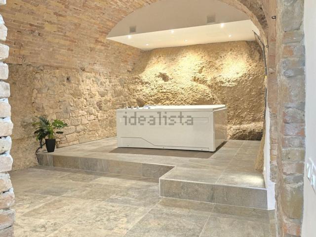 Appartamento in vendita di 200 m² in Via Raffaello, 24