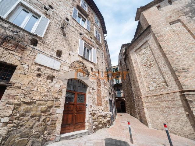 Appartamento in vendita di 200 m² in Via Raffaello
