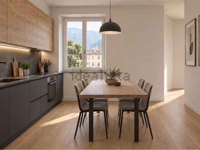 Appartamento in vendita di 200 m² in Via Torre Verde