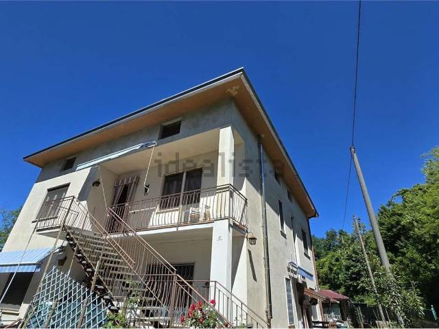 Appartamento in vendita di 200 m² in Via Verdi, 47