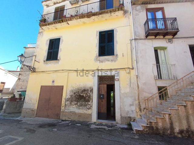 Appartamento in vendita di 200 m² in Via Vittorio Emanuele, 133