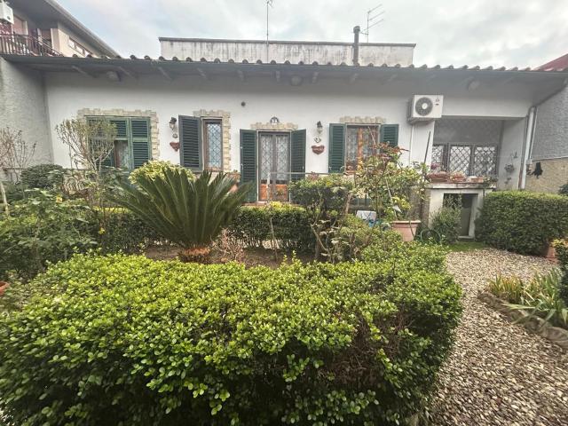 Appartamento in vendita di 200 m² in Via Vittorio Emanuele Orlando, 10