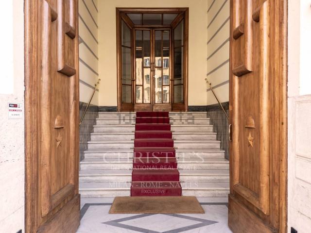 Appartamento in vendita di 200 m² in Viale Angelico, 32
