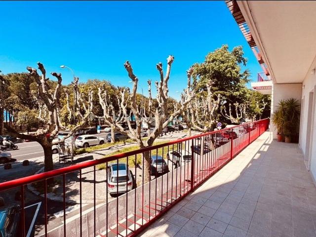 Appartamento in vendita di 200 m² in Viale Miramare, 261