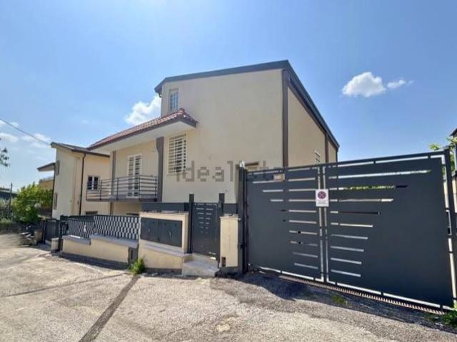 Appartamento in vendita di 200 m² in Vicolo Padula, 1
