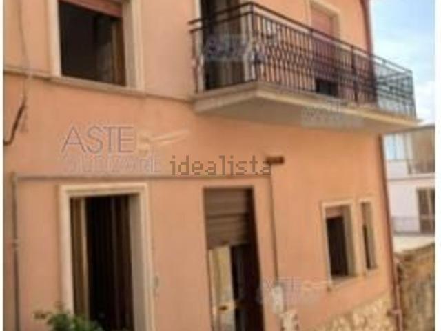 Appartamento in vendita di 200 m² in Vicolo Riggio, 3